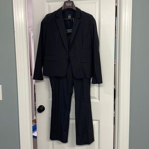 Ann Taylor Black and blue pinstripe suit 12P